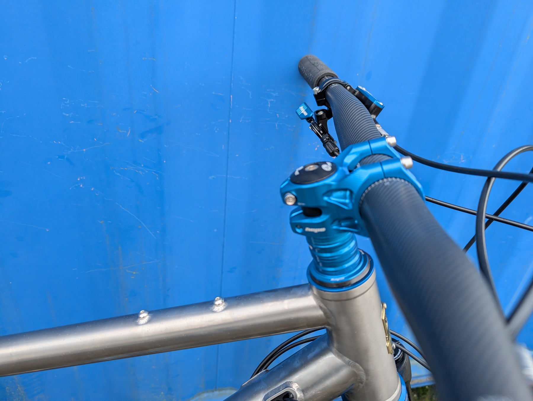 Lamb - Pinion Titanium Bike Builder